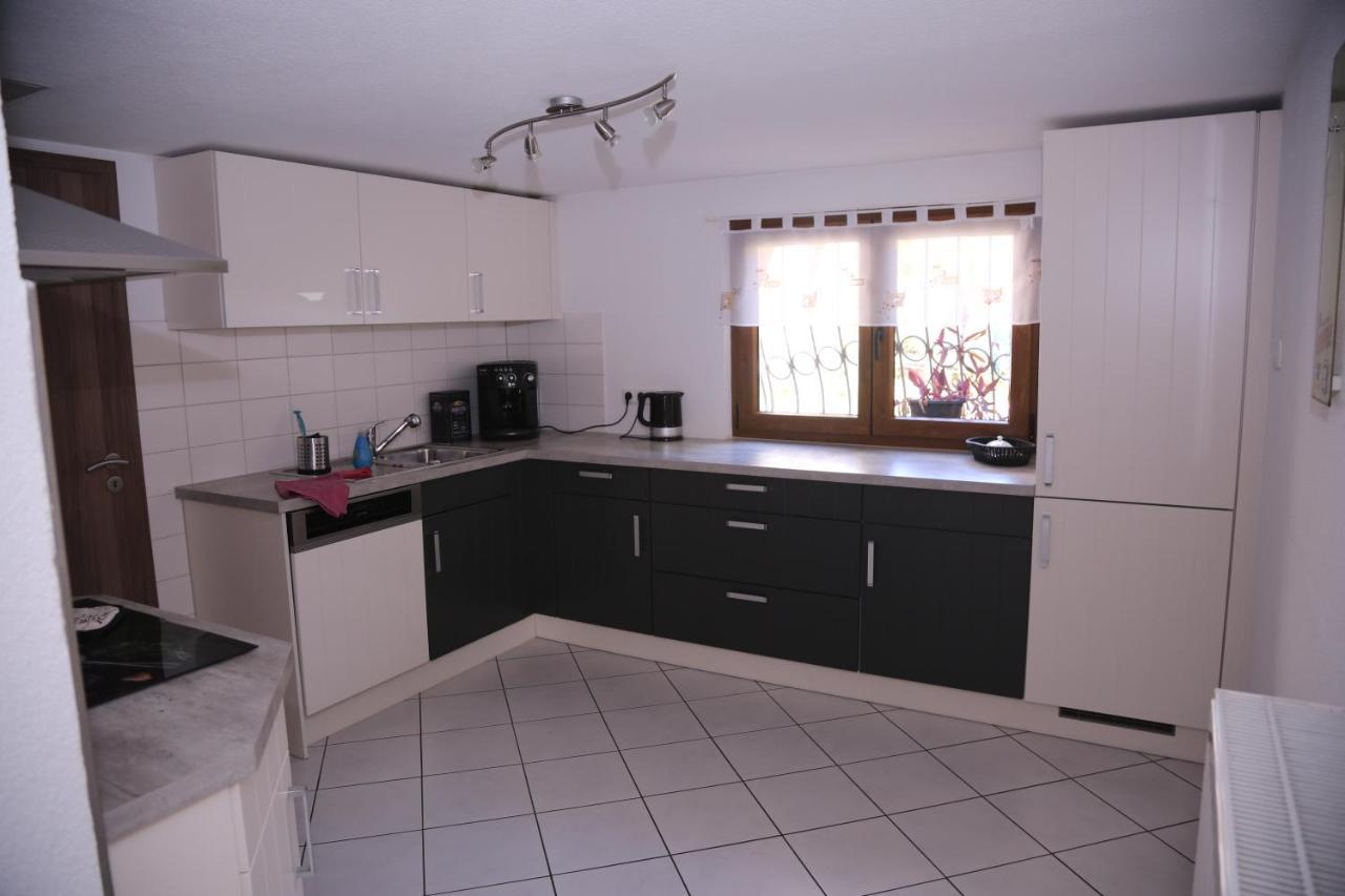 Appartement Haus Aissa à Kandern Extérieur photo