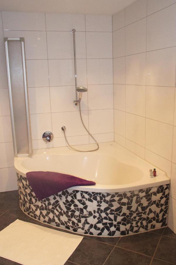 Appartement Haus Aissa à Kandern Extérieur photo